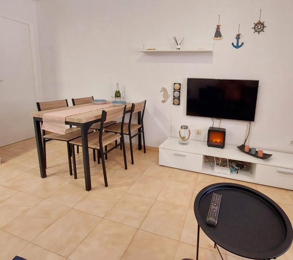 Apartament Casa Del Gato Rojo , Communal Swimming Pool , Terrace With Barbecue Торрев'єха Екстер'єр фото