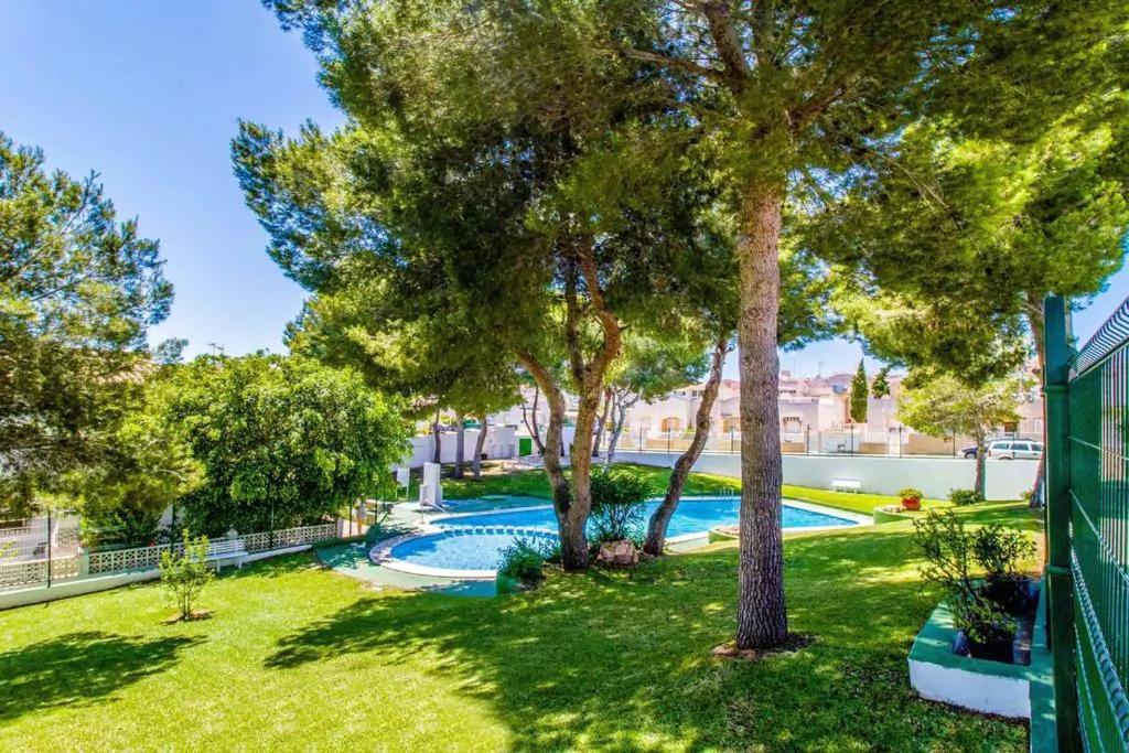 Apartament Casa Del Gato Rojo , Communal Swimming Pool , Terrace With Barbecue Торрев'єха Екстер'єр фото