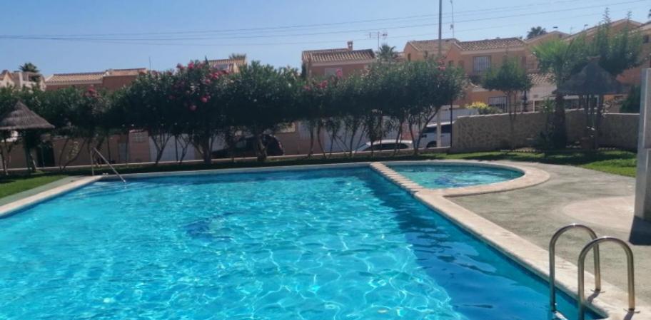 Apartament Casa Del Gato Rojo , Communal Swimming Pool , Terrace With Barbecue Торрев'єха Екстер'єр фото